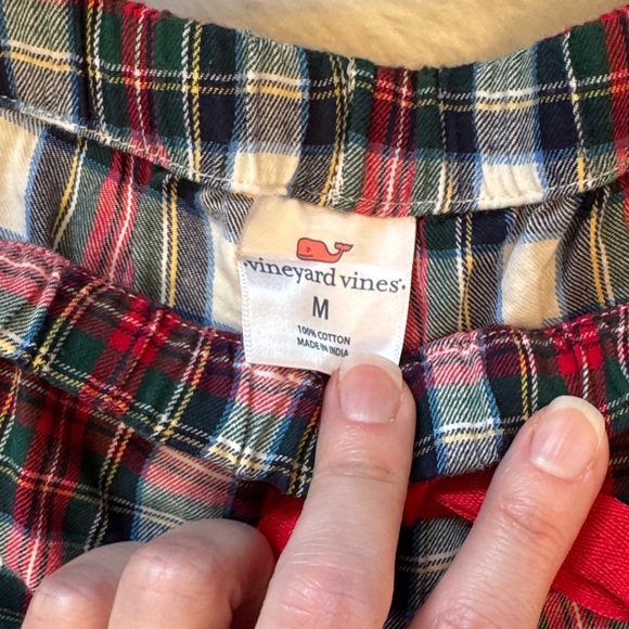 NWT Vineyard Vines Women’s Green and Plaid Pajama Set / Bundle - Picture 6 of 7